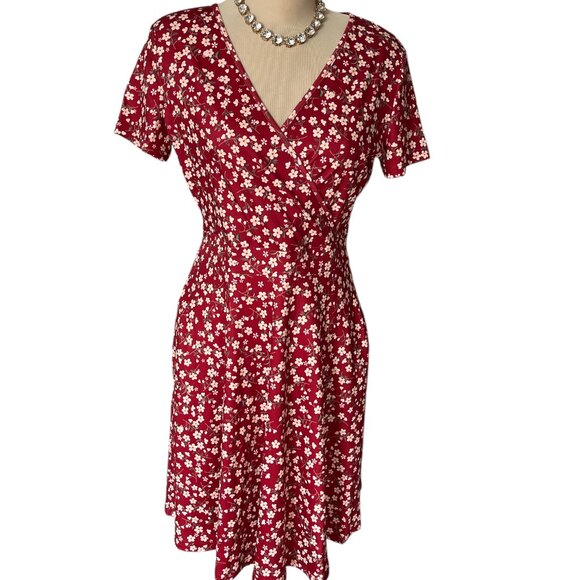 MS BASIC Floral Dress Size Large Cross Over Plunge Bodice Side Pockets A-line - Picture 3 of 11